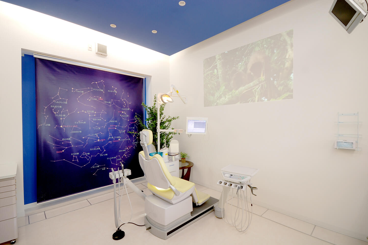 ベビーカーも一緒に入れる個室